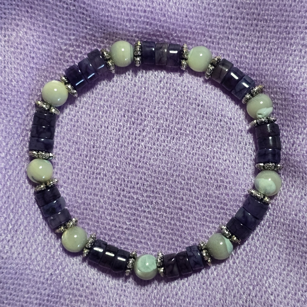 Purple Heishi and Cream Mother Of Pearl Beaded Stretch Bracelet
